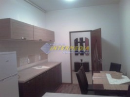 apartament-4-camere-de-inchiriat-centru-9